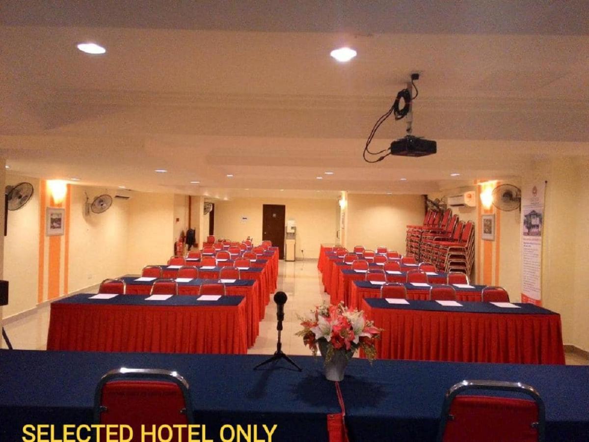 Sun Inns Hotel Kopkastam Kelana Jaya Петалинг-Джая Экстерьер фото