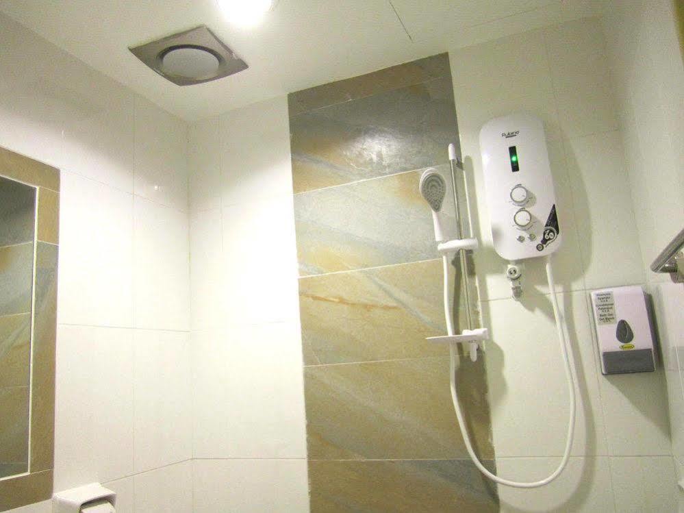 Sun Inns Hotel Kopkastam Kelana Jaya Петалинг-Джая Экстерьер фото